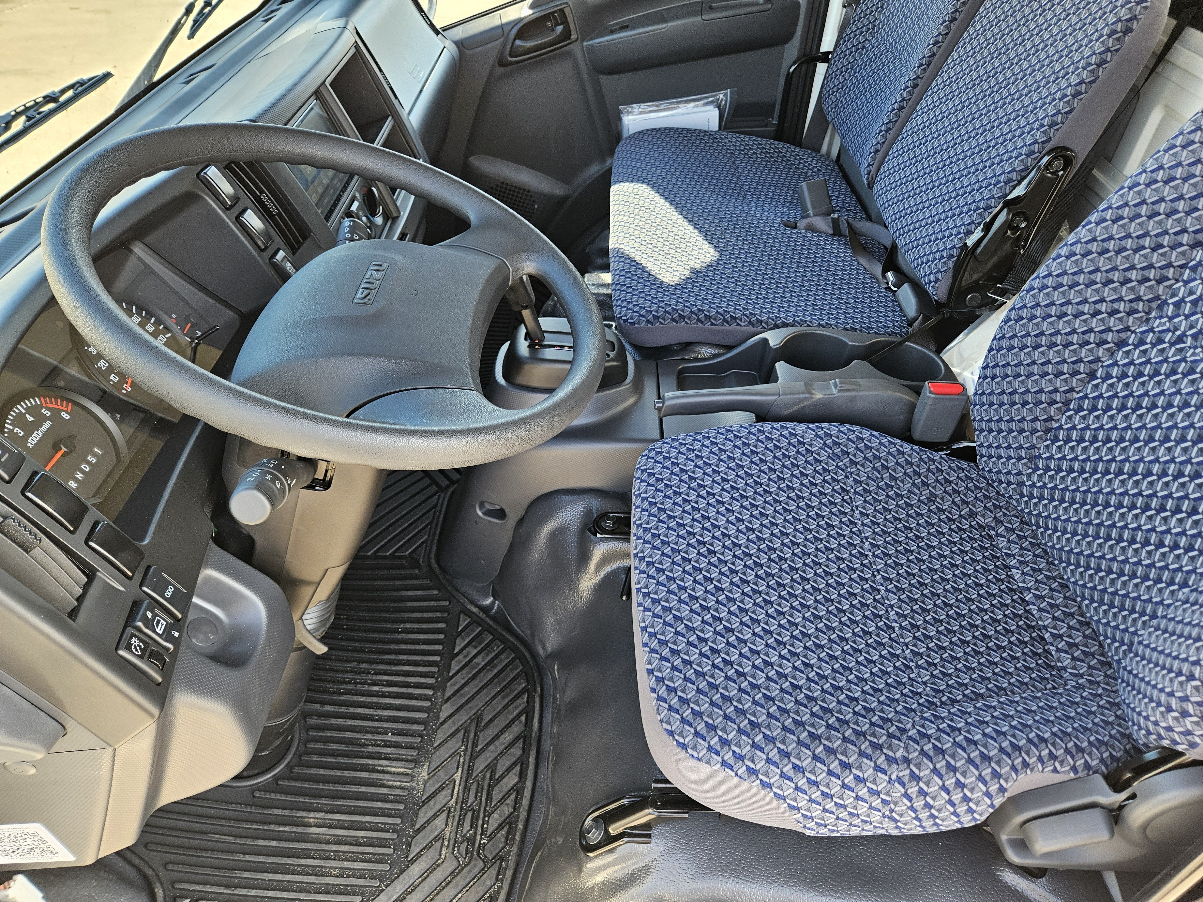 2027 ISUZU ISUZU Base