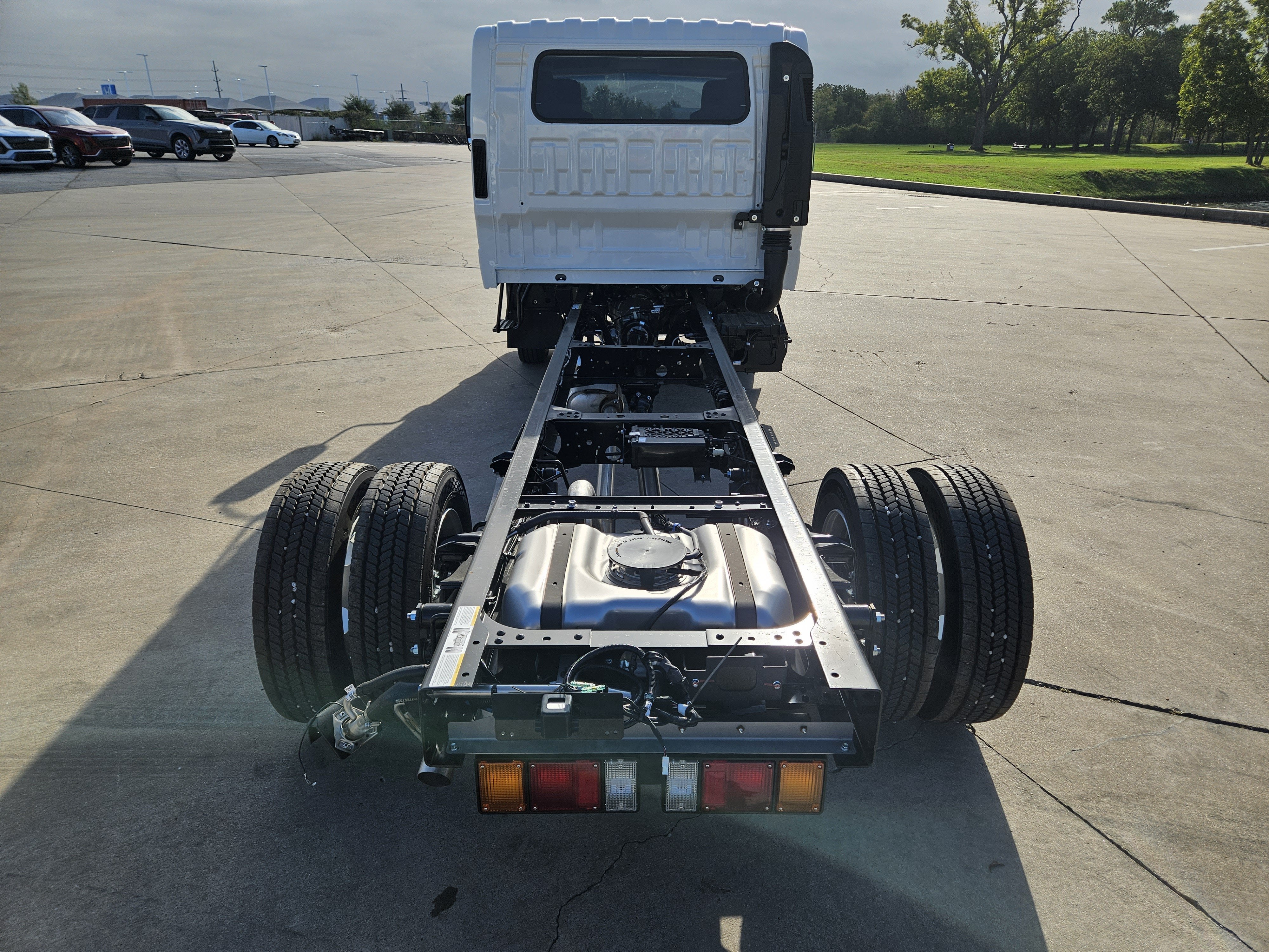 2027 ISUZU ISUZU Base
