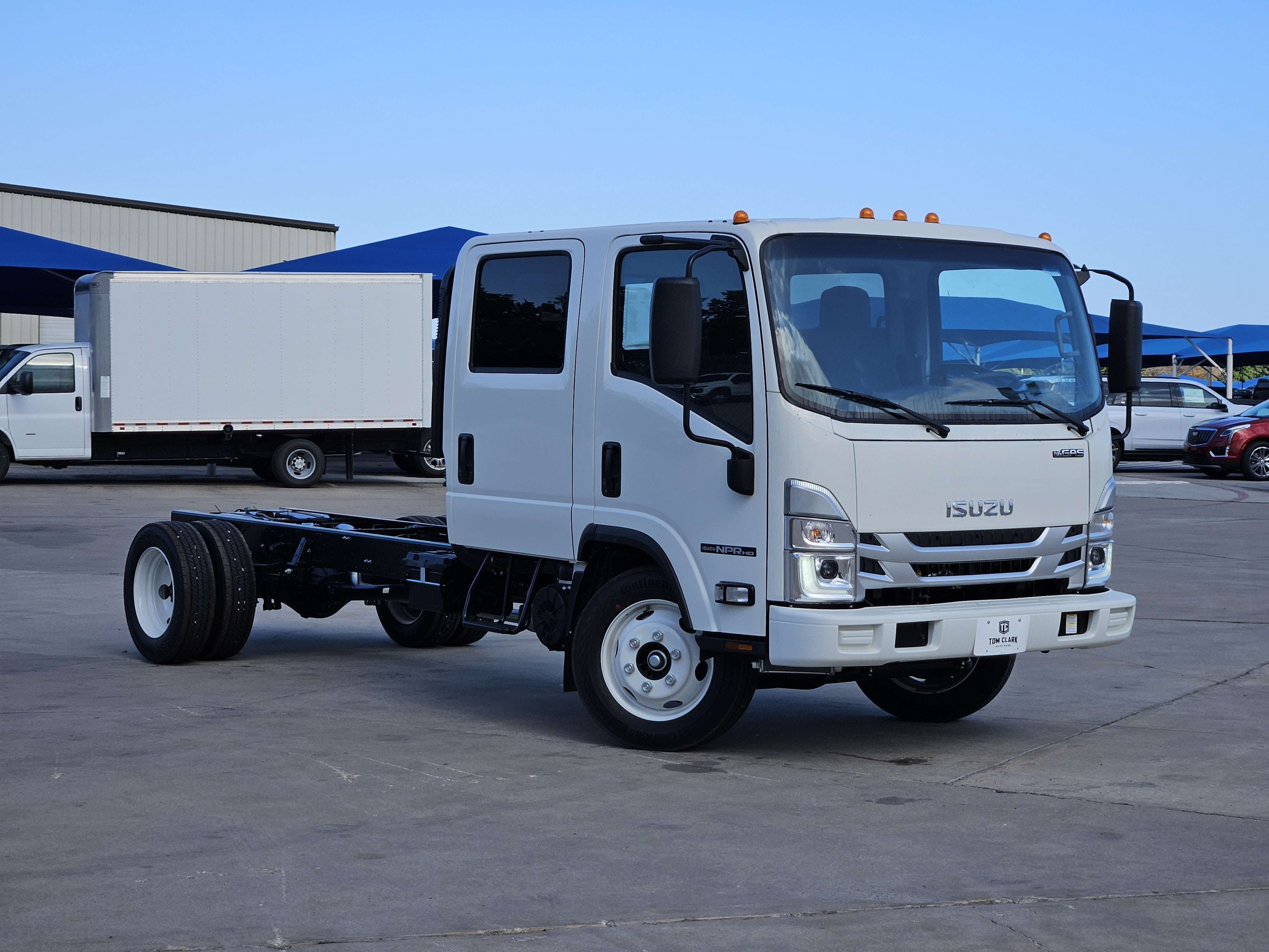 2027 ISUZU ISUZU Base