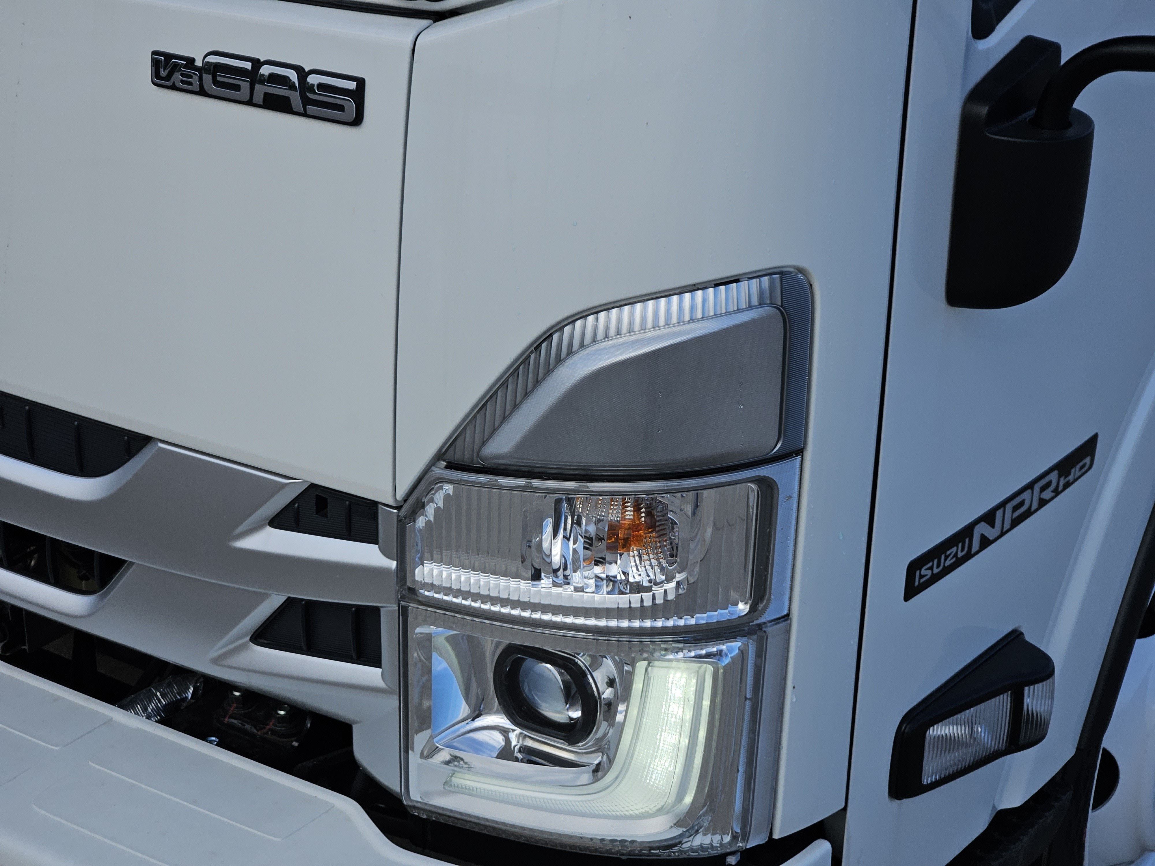 2027 ISUZU ISUZU Base