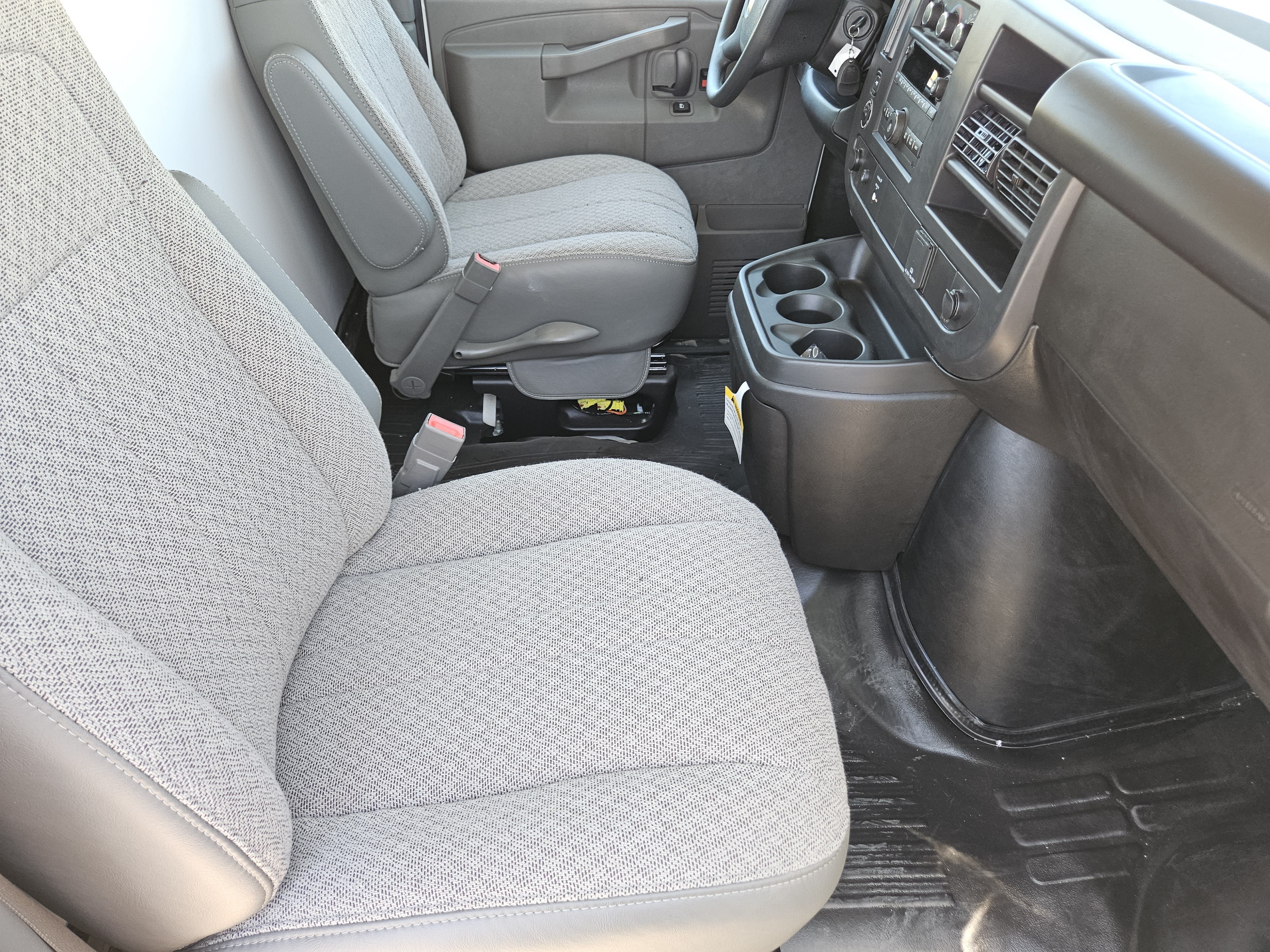 2026 GMC Savana Commercial Cutaway Base