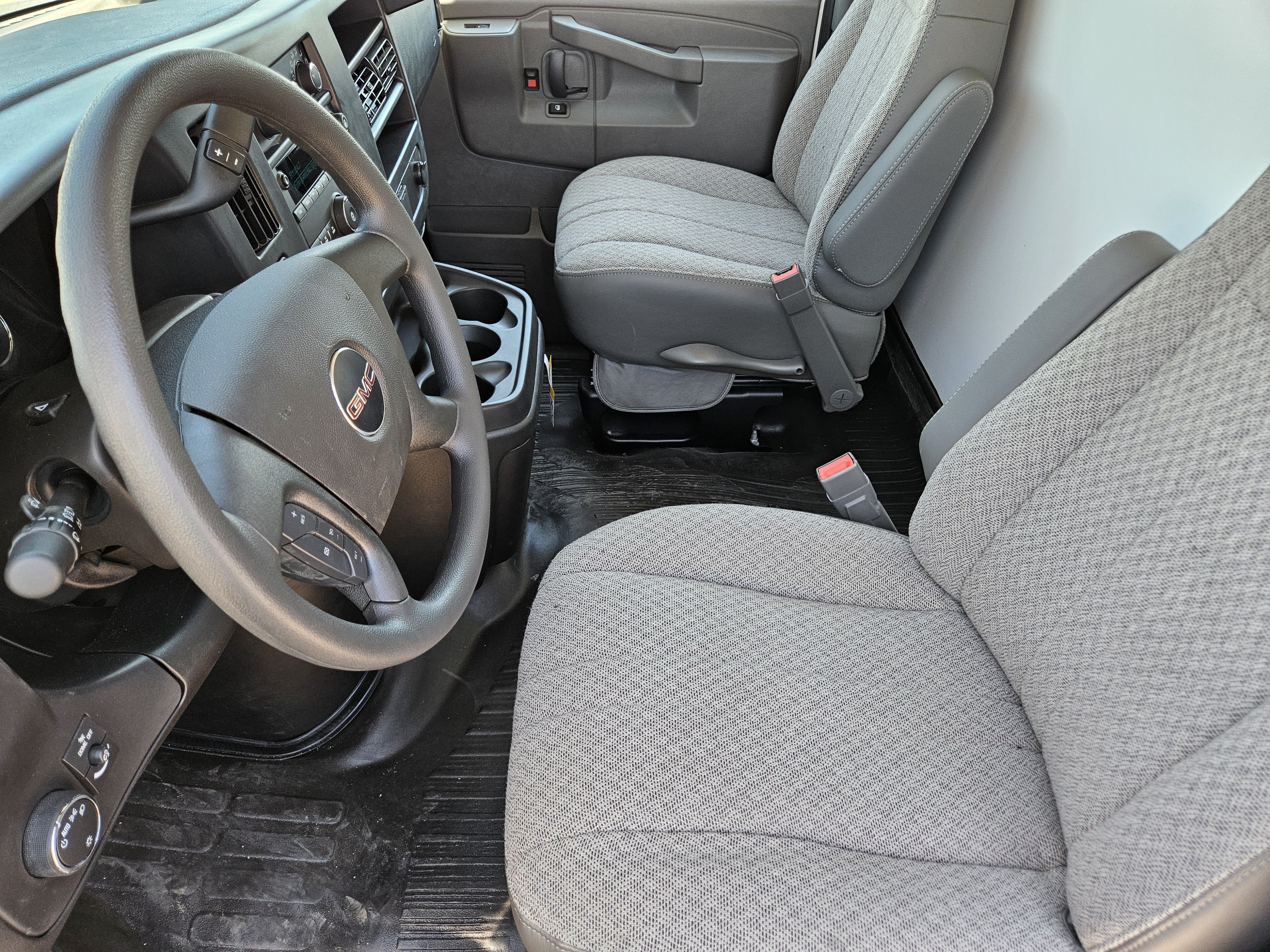 2026 GMC Savana Commercial Cutaway Base